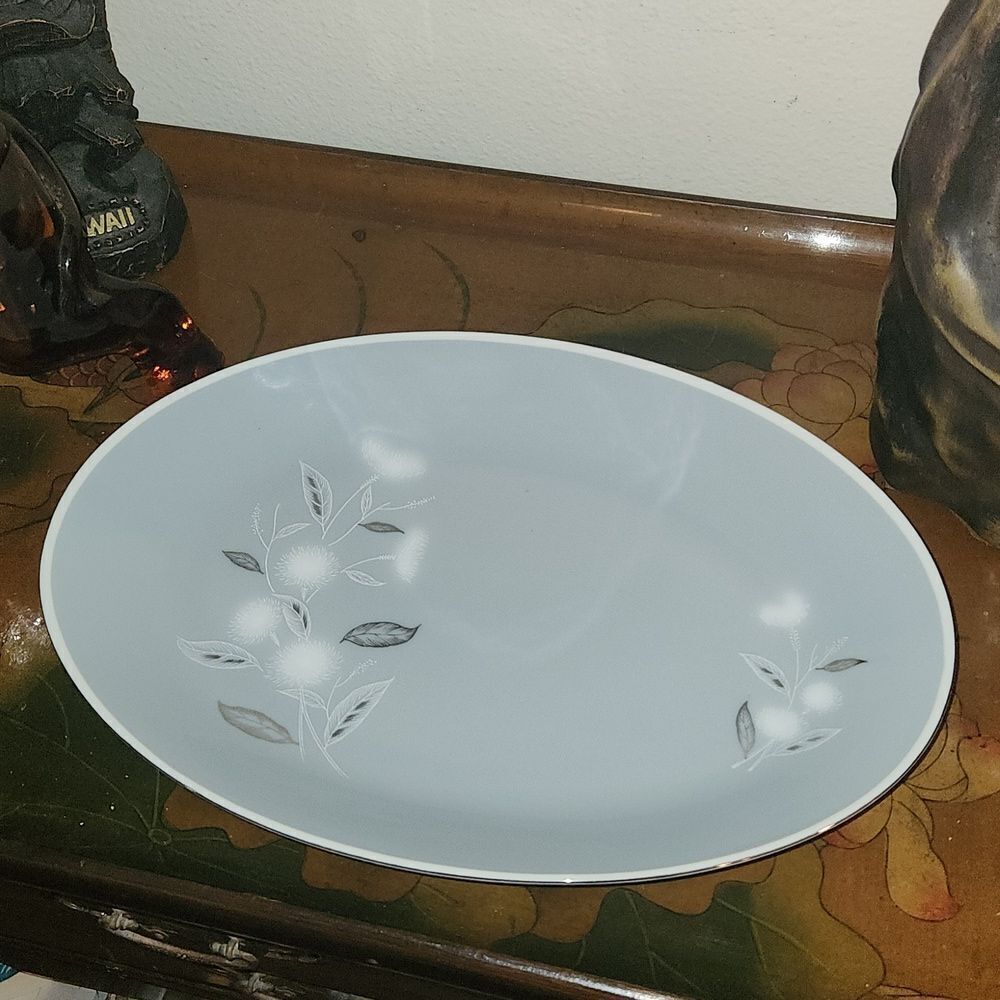 Sapphire by Deville Oval Serving Platter